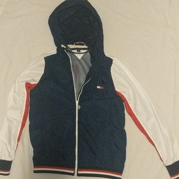 Authentic Tommy Hilfiger Raincoat - Picture 4 of 4